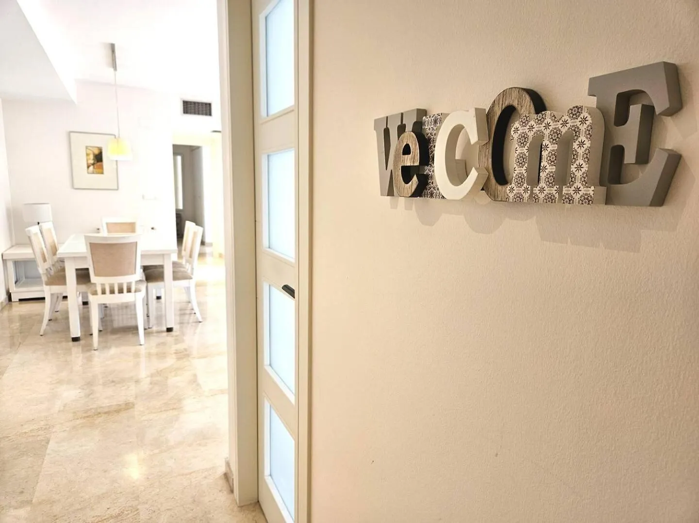 Pass The Keys Nice And Bright Apartment 马尔韦利亚